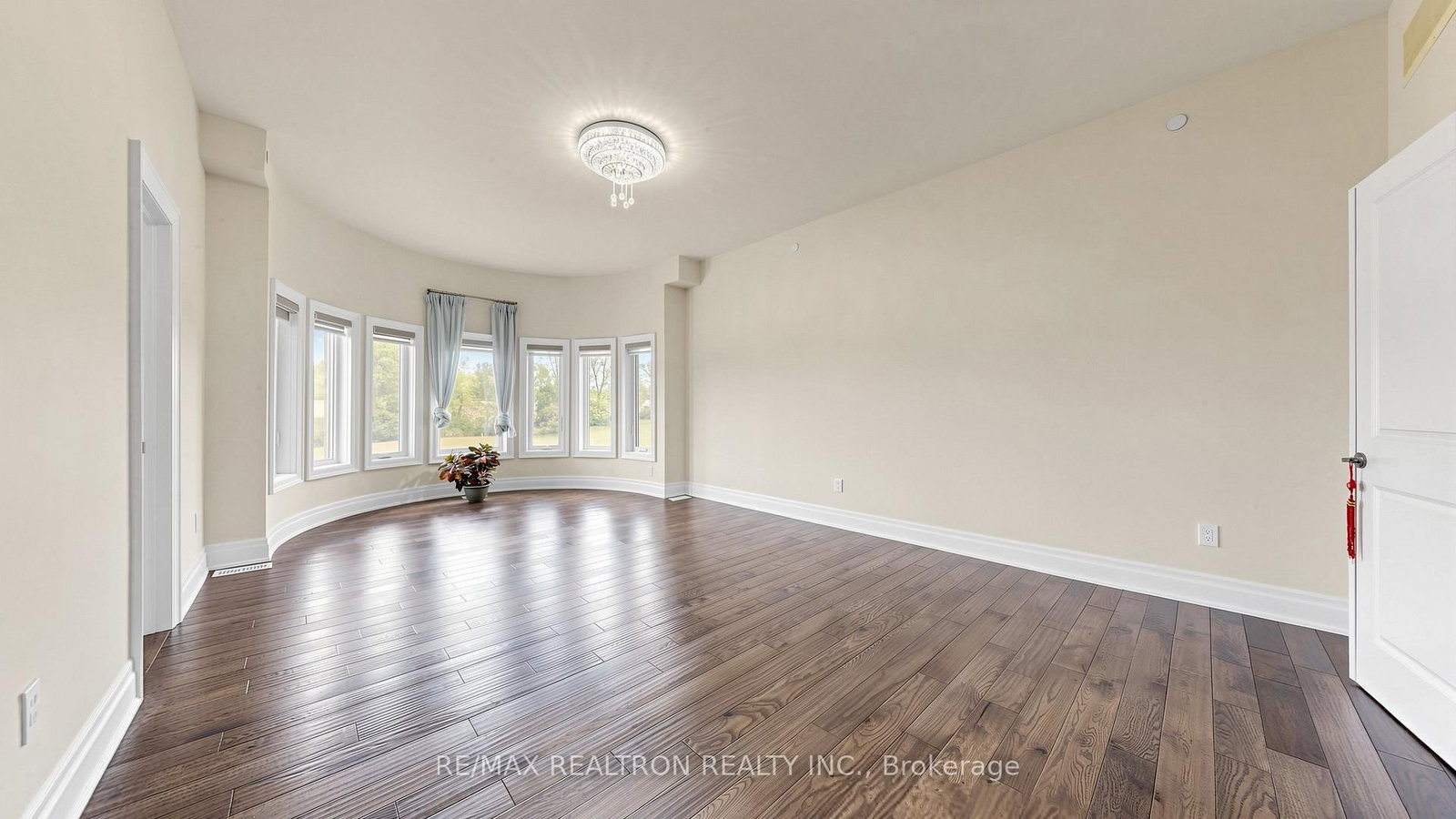 28 Sam Davis Court • Whitchurch-Stouffville, ON photo 19