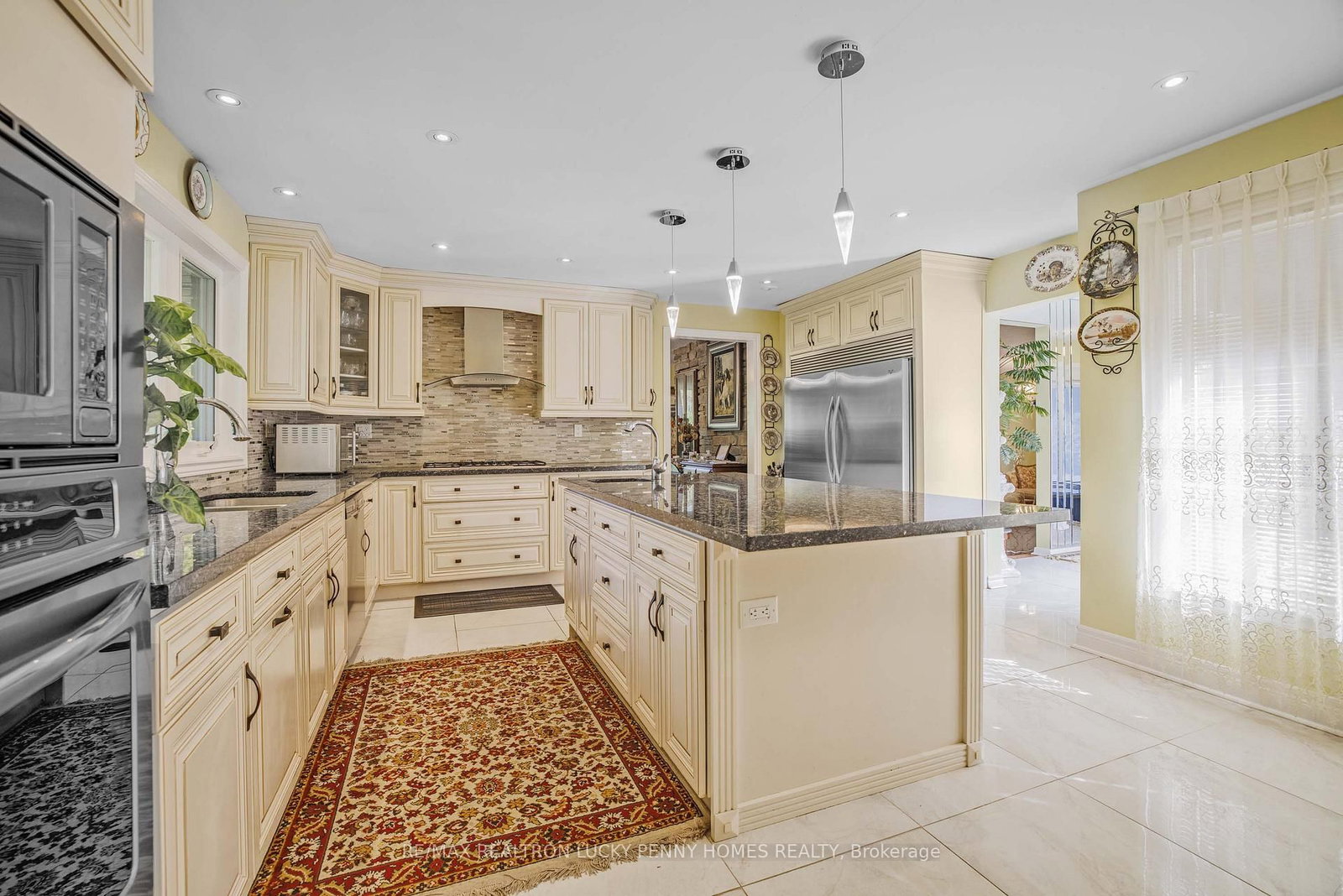 9799 Warden Avenue • Markham, ON photo 12