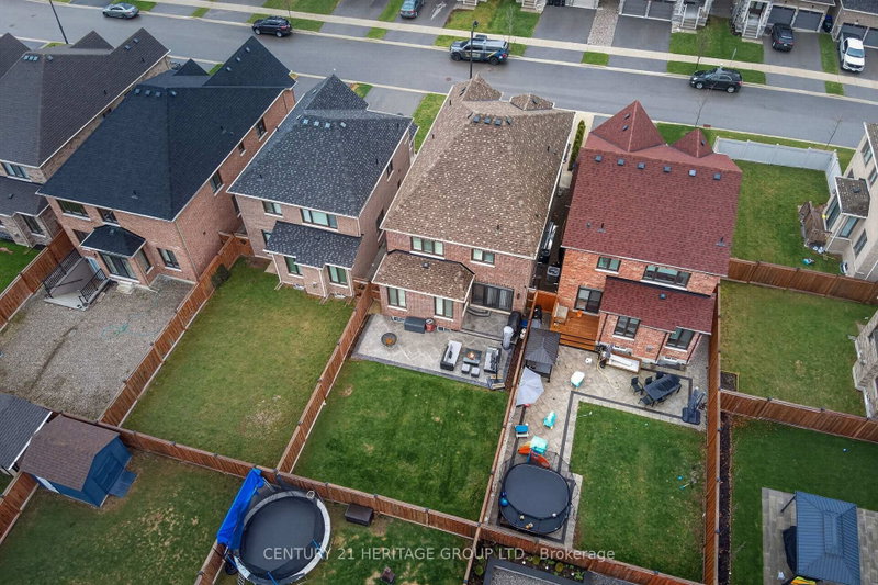 96 Bartram Crescent