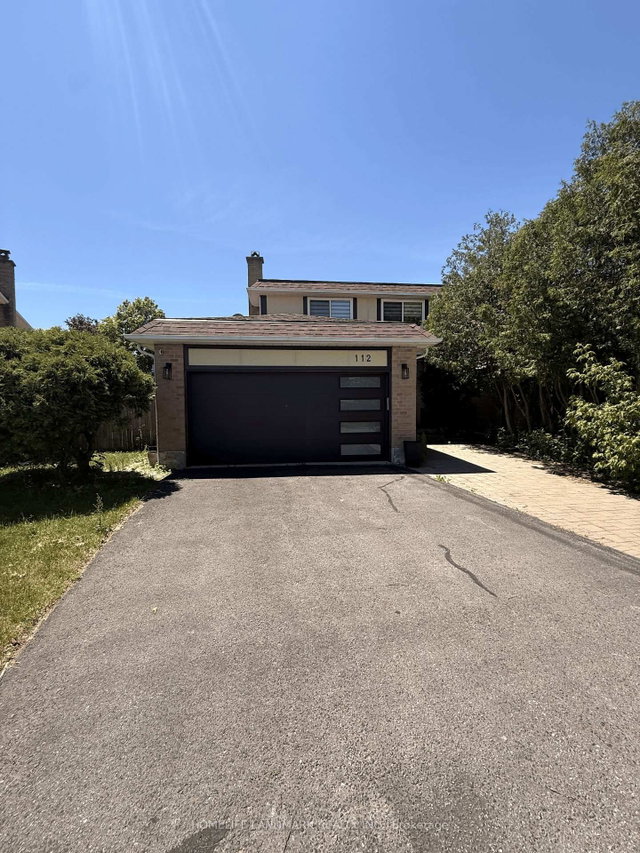 112 Holm Crescent