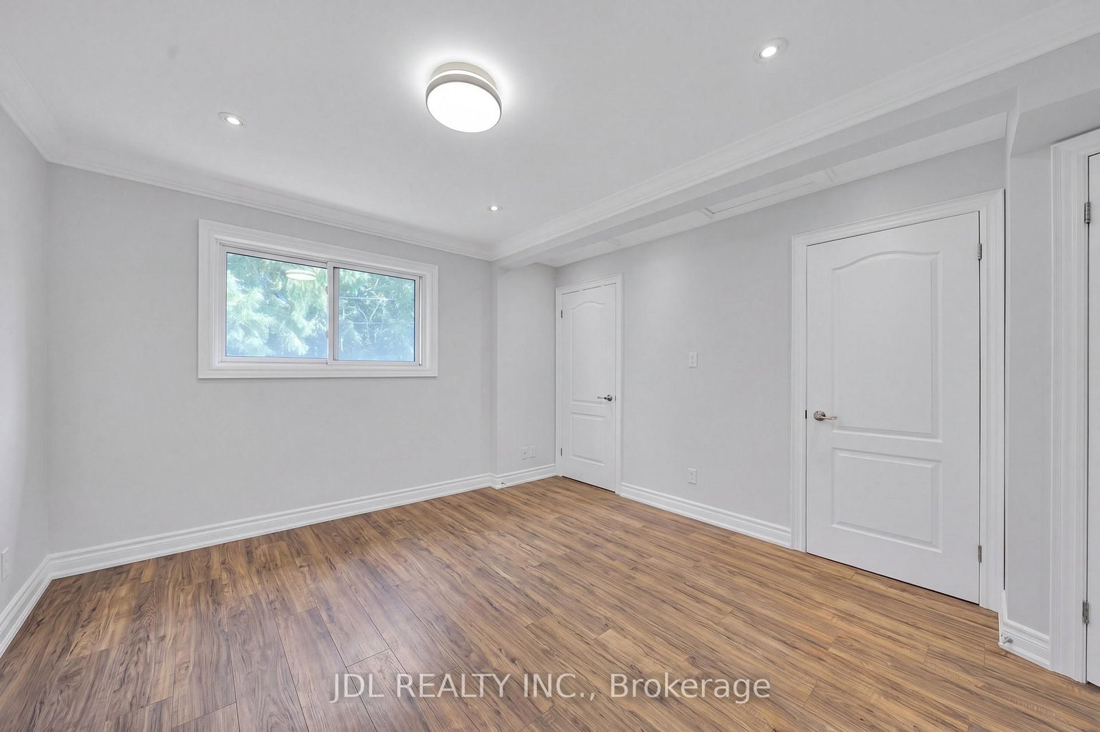 53 Southdale Drive • Markham, ON photo 16