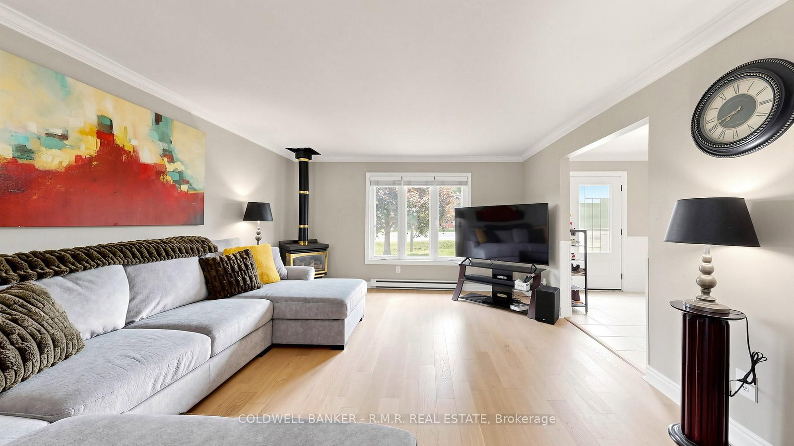 98 S Metro Road • Georgina, ON photo 10