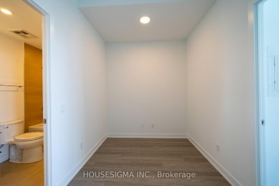 Unit 623 — 8188 Yonge Street — photo 4