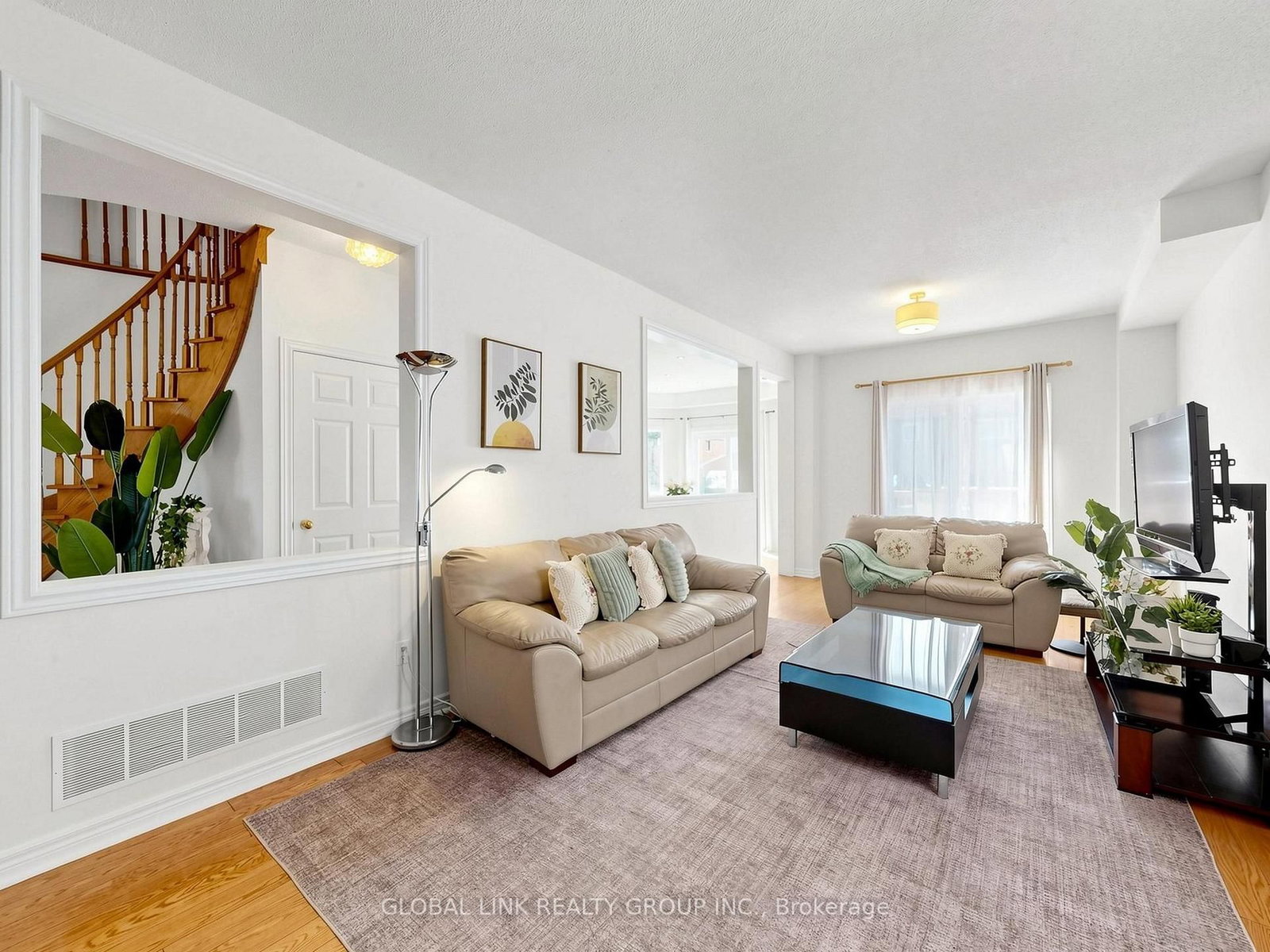 53 Jacob Way • Whitchurch-Stouffville, ON photo 10