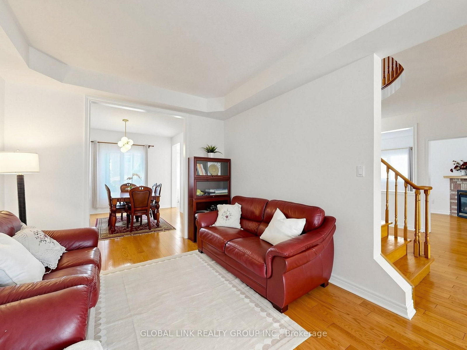 53 Jacob Way • Whitchurch-Stouffville, ON photo 5