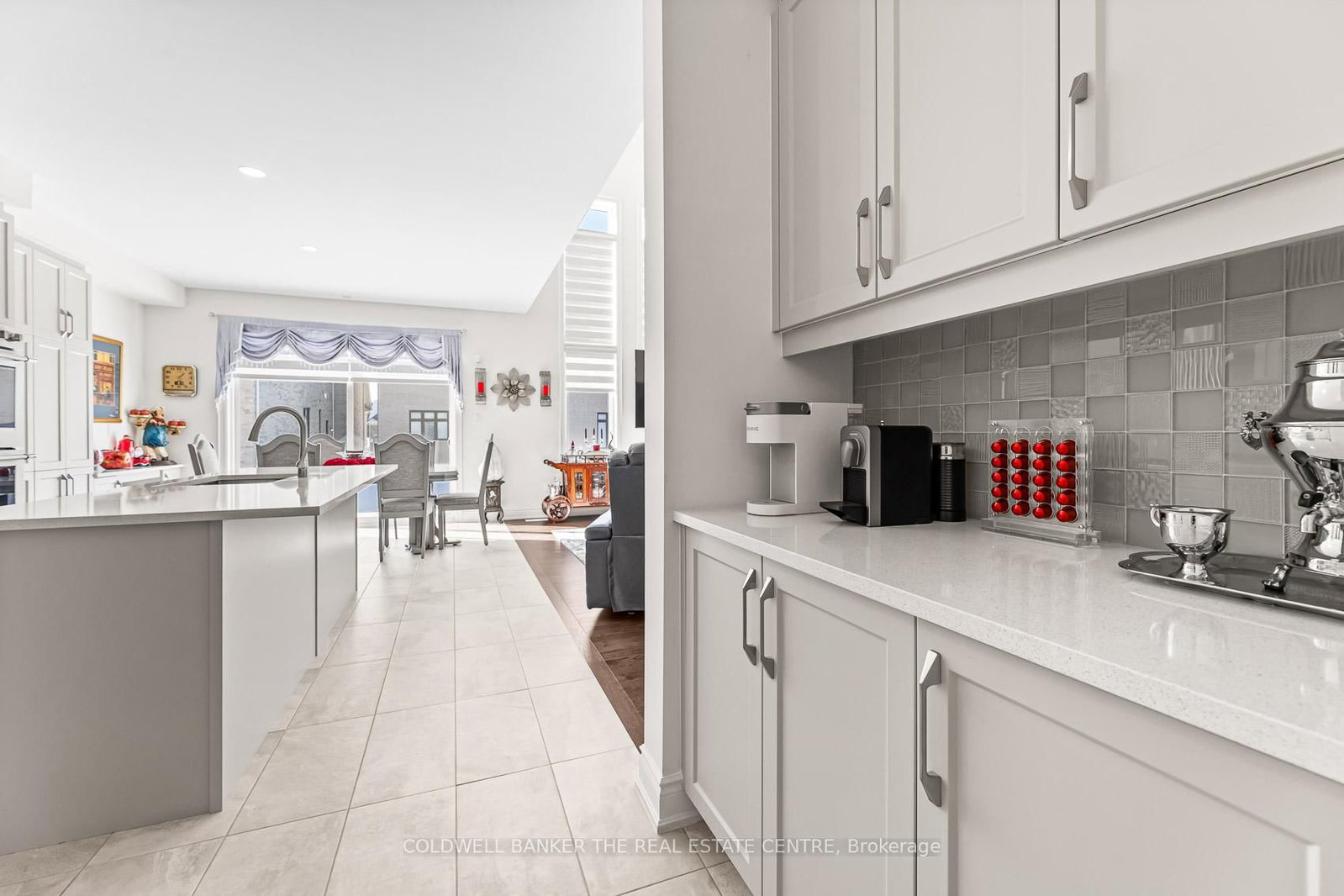 28 Bellflower Crescent • Adjala-Tosorontio, ON photo 10