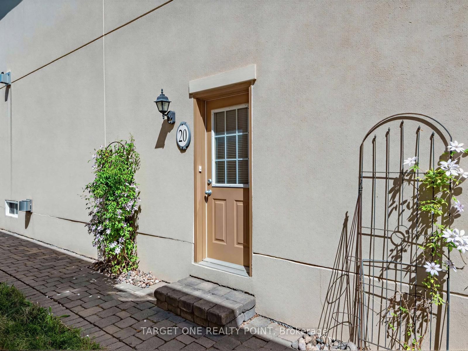 20 Ormsby Court • Richmond Hill, ON photo 20
