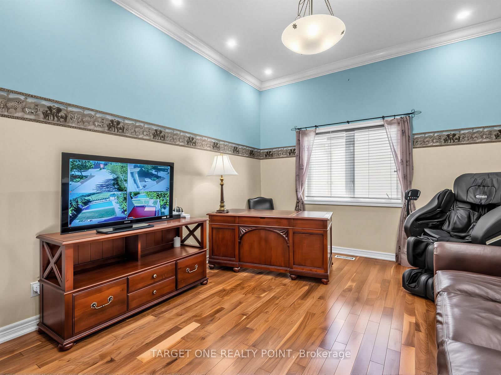 20 Ormsby Court • Richmond Hill, ON photo 23