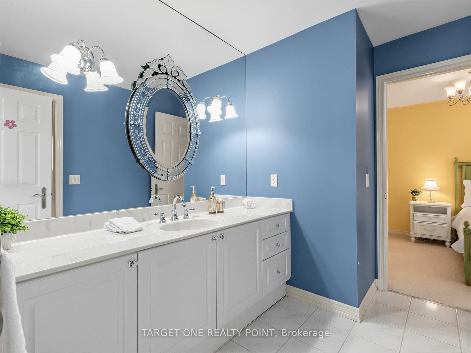 20 Ormsby Court • Richmond Hill, ON photo 33