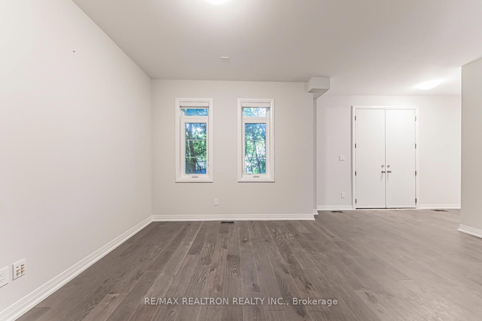 260 Eagle Street • #26 • Newmarket, ON photo 11