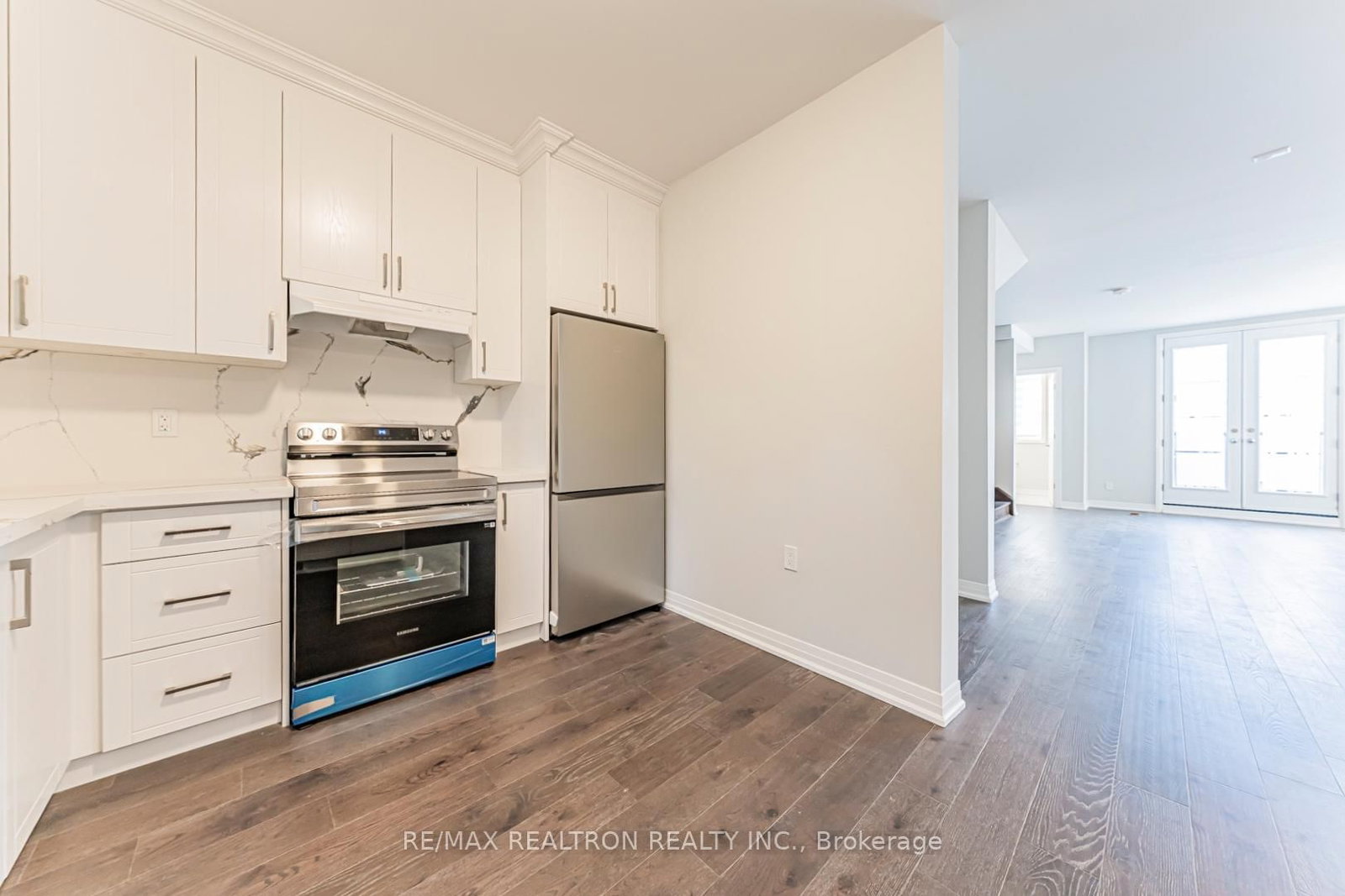260 Eagle Street • #26 • Newmarket, ON photo 28