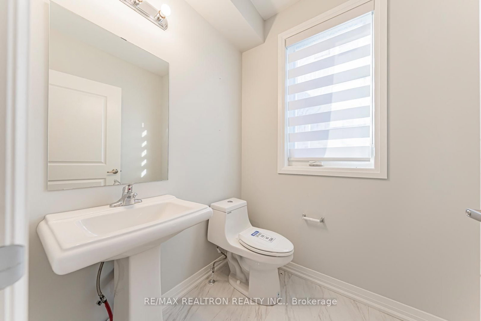 260 Eagle Street • #26 • Newmarket, ON photo 29