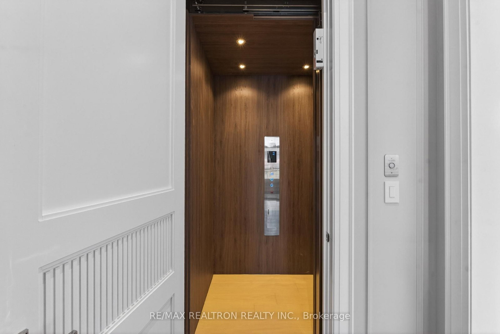 17 Pebblelane Court • Richmond Hill, ON photo 13