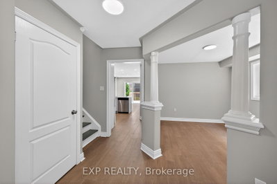 15 Lynn Street — photo 6