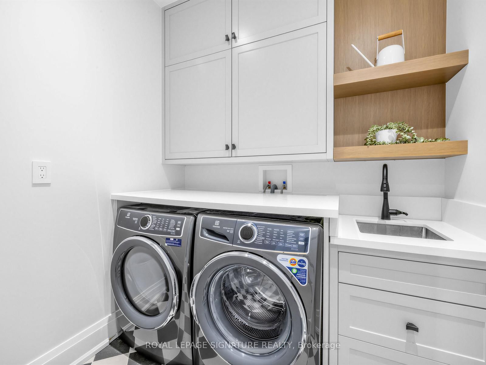 73 Starlight Crescent • Richmond Hill, ON photo 27