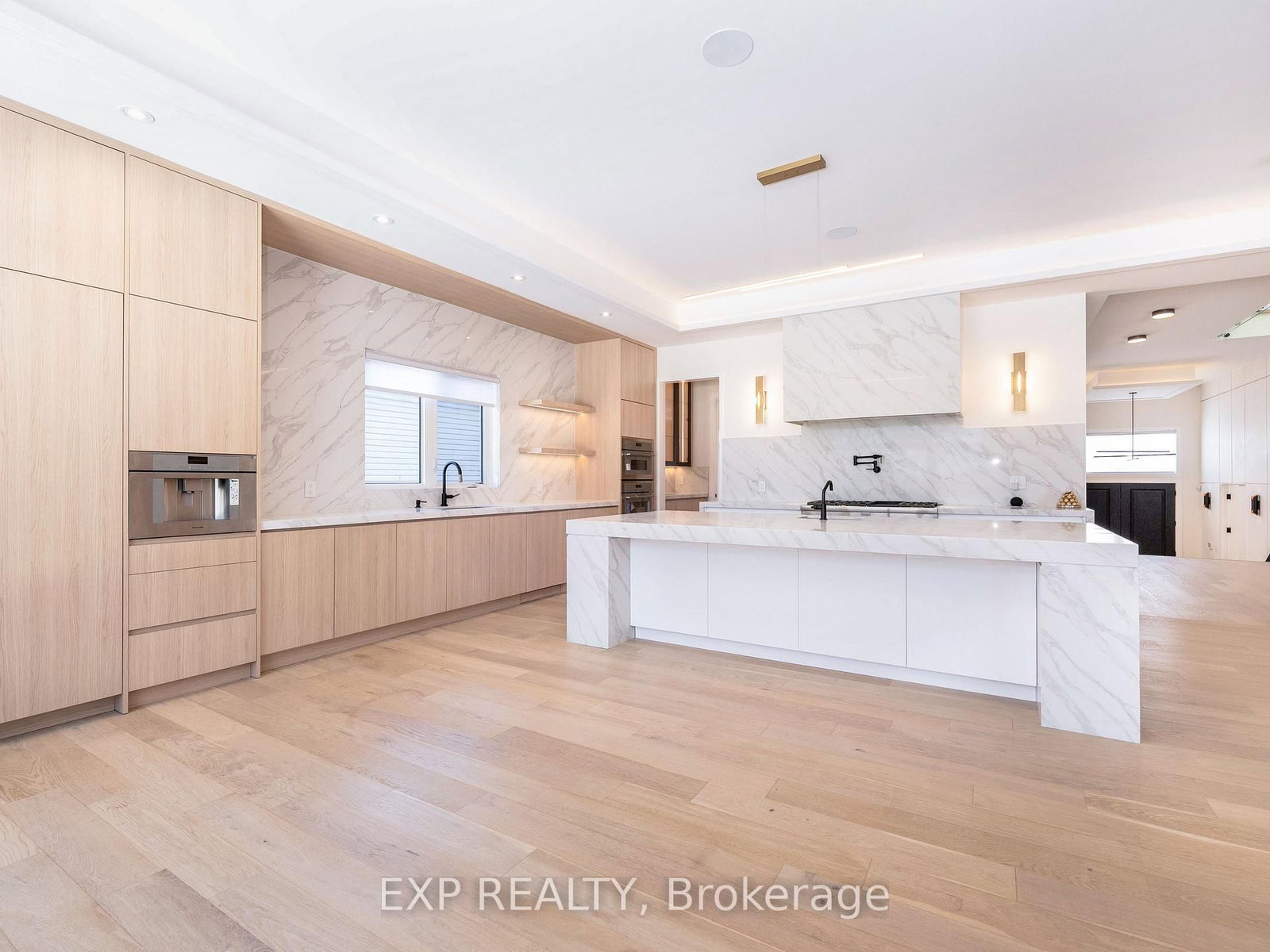 12 Canal Street • Georgina, ON photo 14