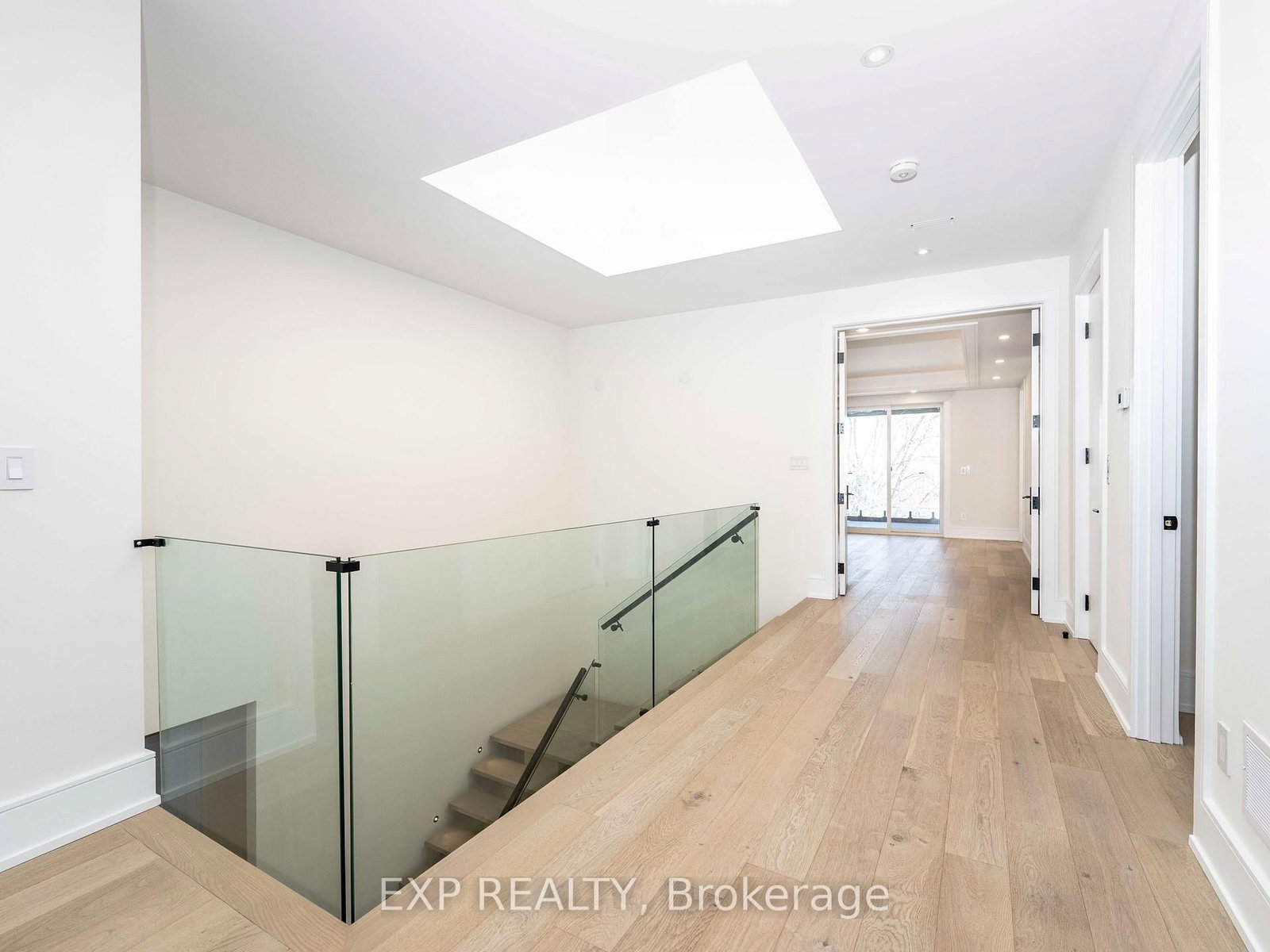 12 Canal Street • Georgina, ON photo 21