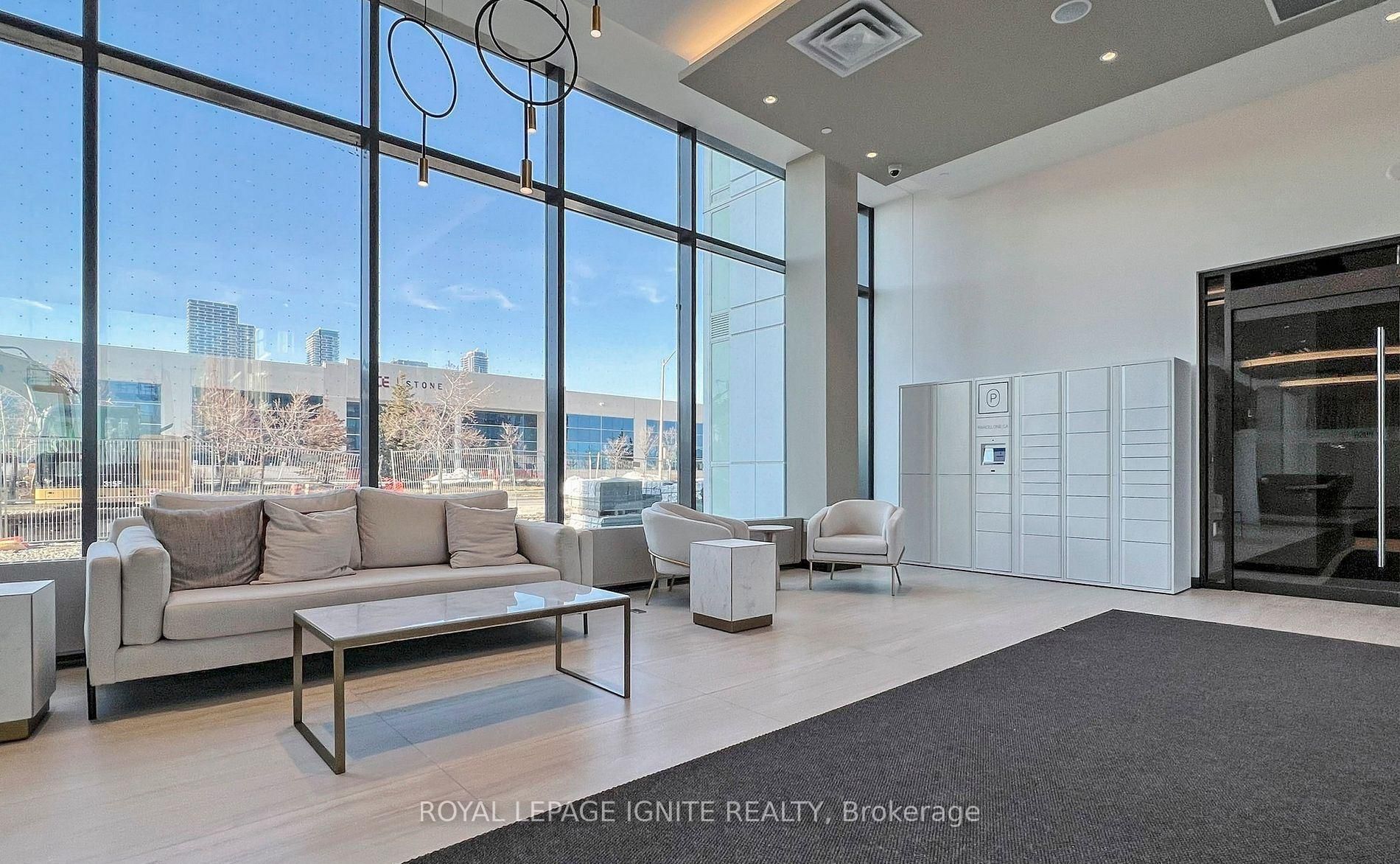 38 Honeycrisp Crescent, Unit 922