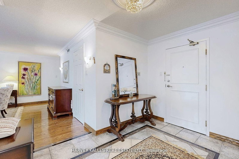 311 - 7300 Yonge Street