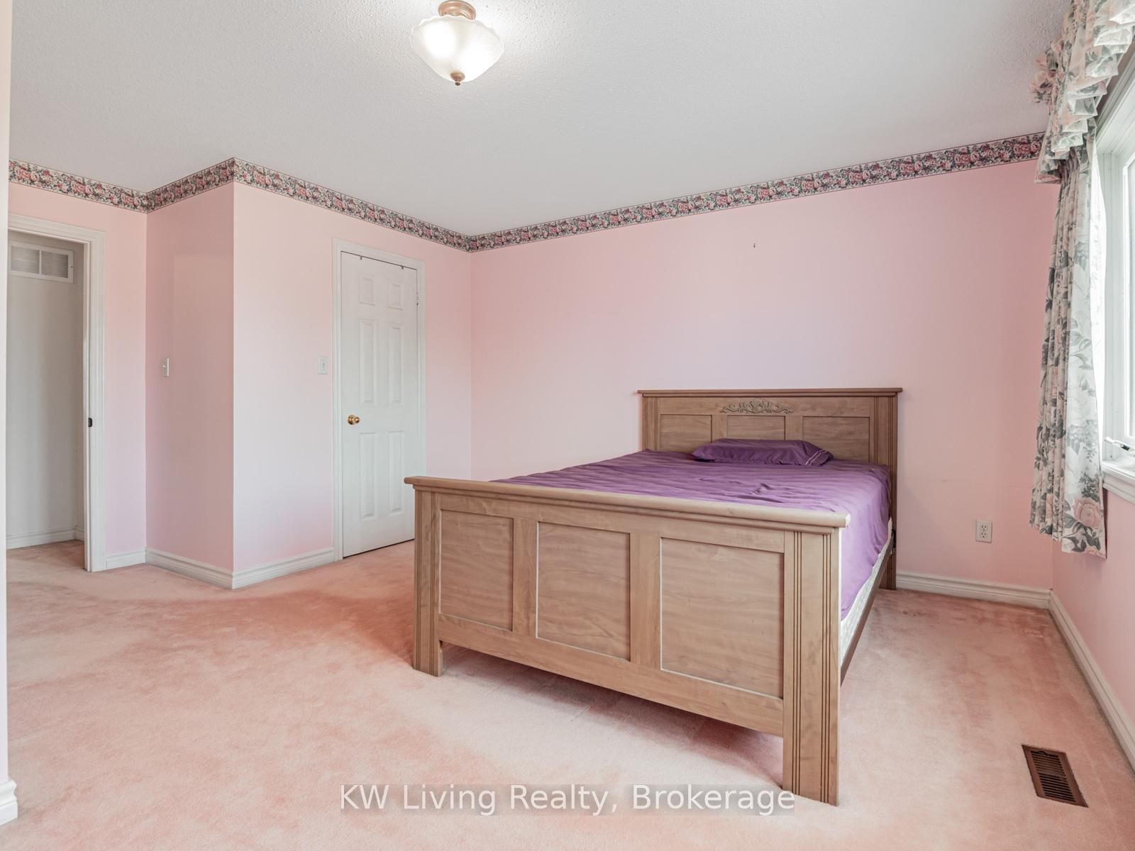 253 Milliken Meadows Drive • Markham, ON photo 11