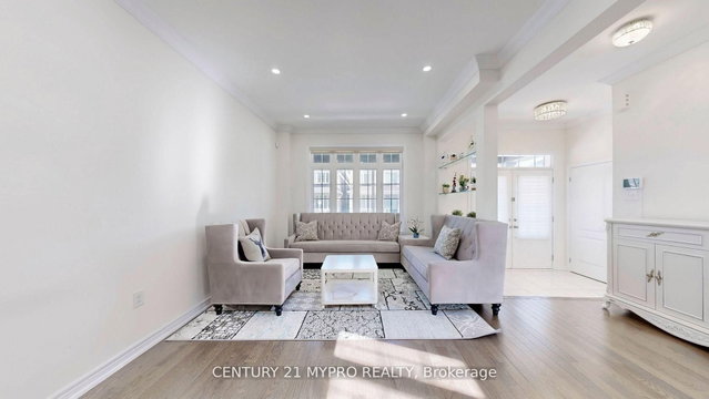 13 Rexford Drive N