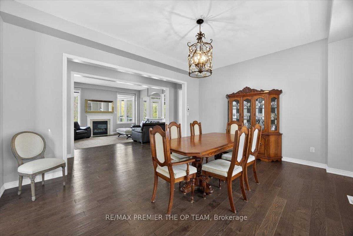 102 Pine Hill Road • Bradford West Gwillimbury, ON photo 12