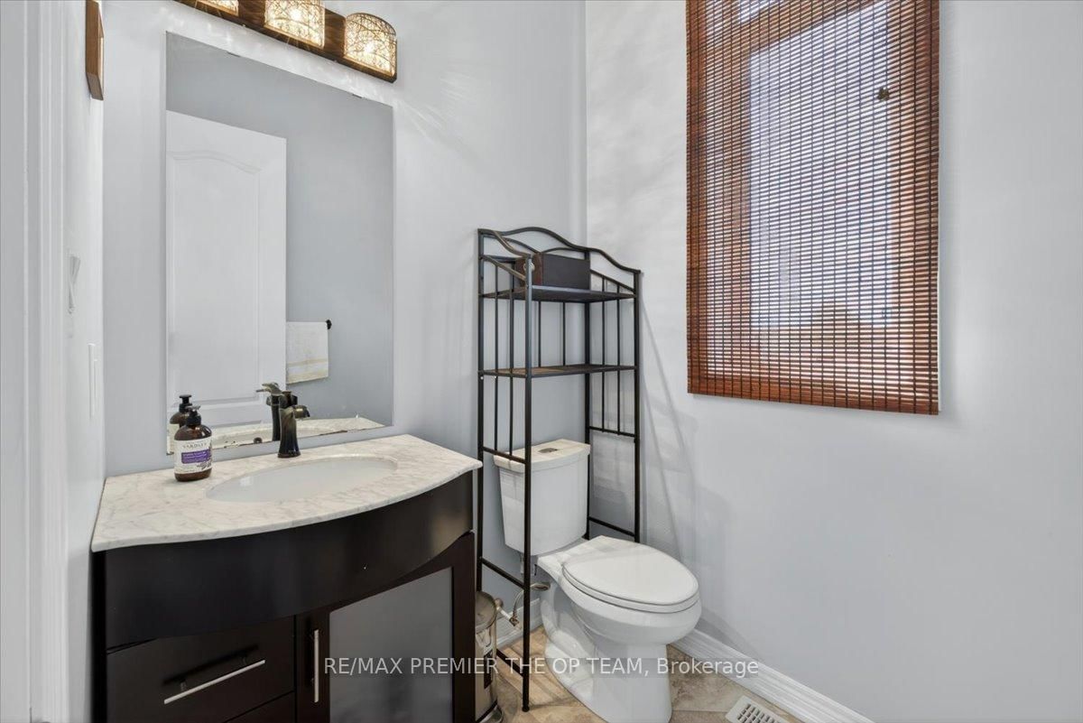 102 Pine Hill Road • Bradford West Gwillimbury, ON photo 15