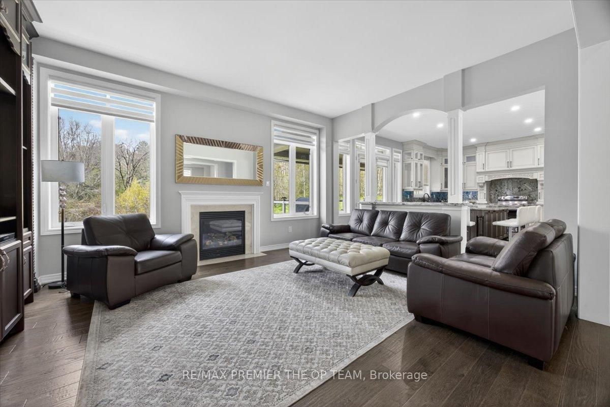 102 Pine Hill Road • Bradford West Gwillimbury, ON photo 17