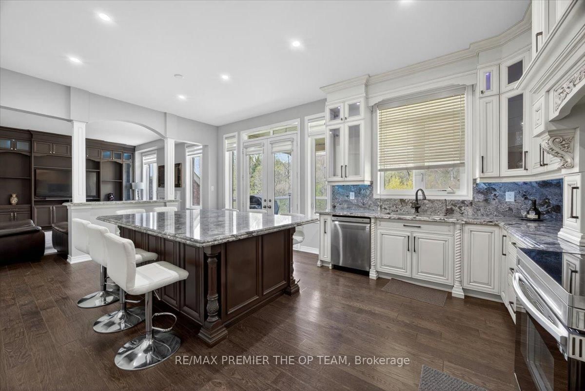 102 Pine Hill Road • Bradford West Gwillimbury, ON photo 20