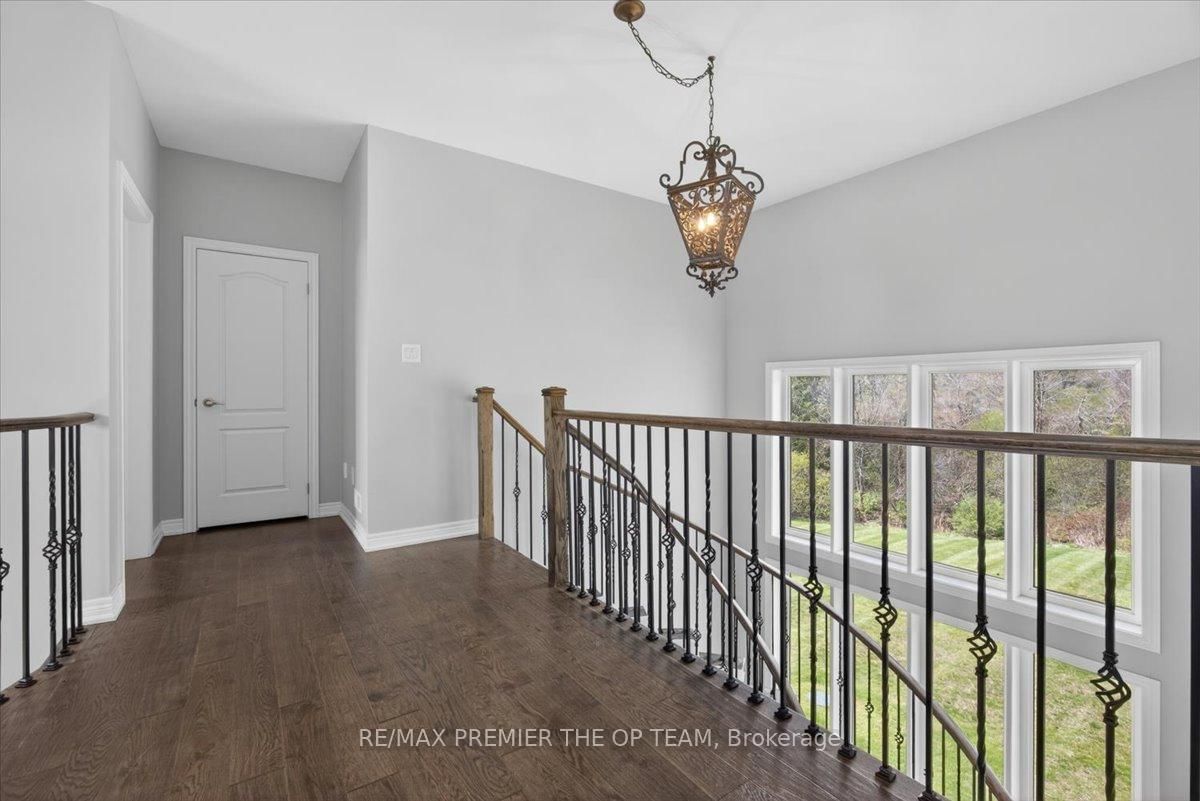 102 Pine Hill Road • Bradford West Gwillimbury, ON photo 24