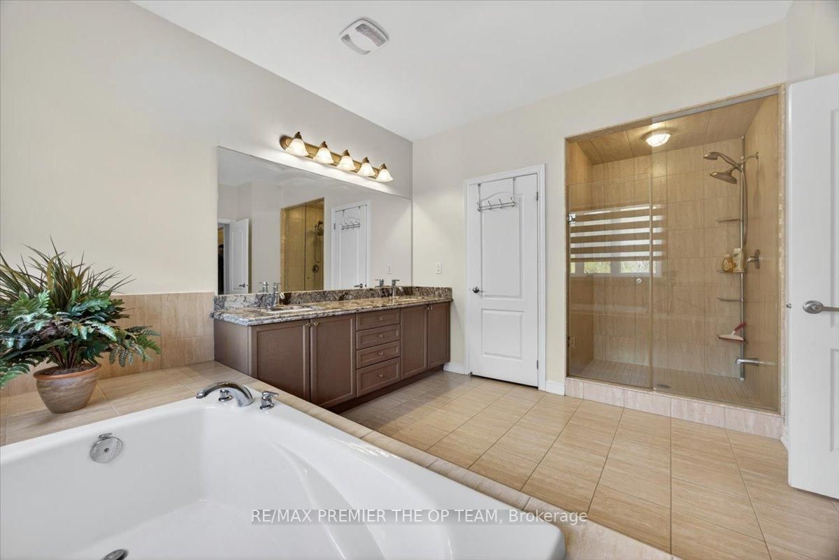102 Pine Hill Road • Bradford West Gwillimbury, ON photo 31