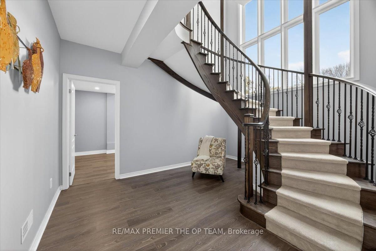 102 Pine Hill Road • Bradford West Gwillimbury, ON photo 32