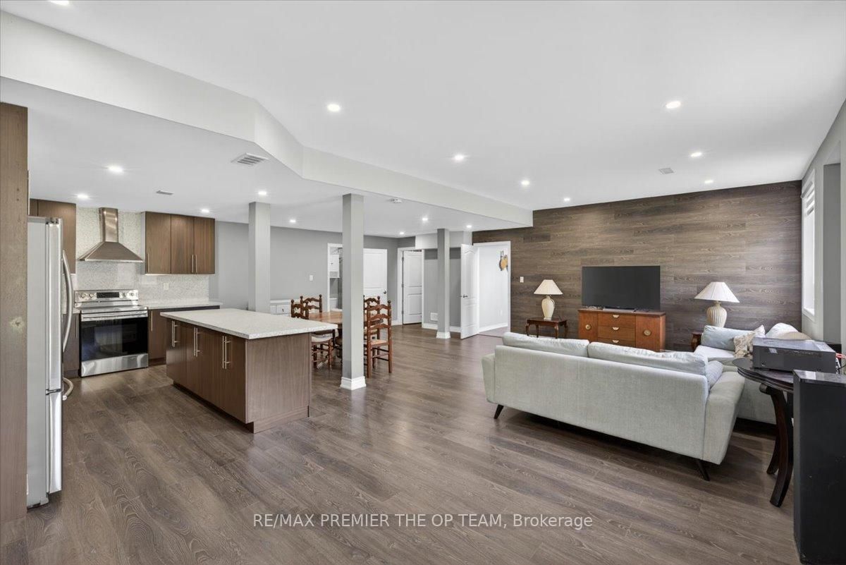 102 Pine Hill Road • Bradford West Gwillimbury, ON photo 34