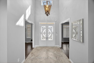 102 Pine Hill Road • Bradford West Gwillimbury, ON photo 8