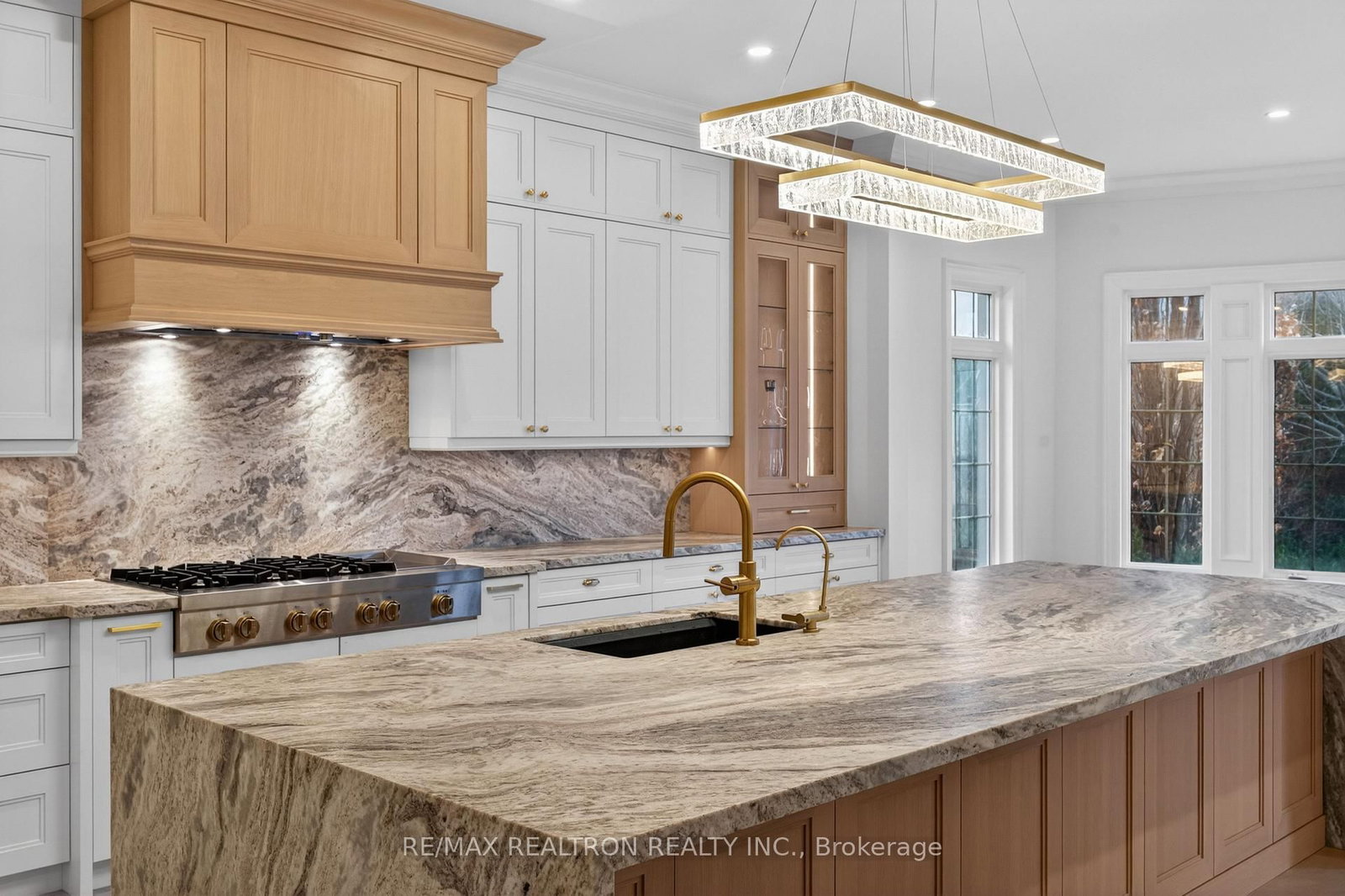 80 Callaway Crt, Vaughan, view 14
