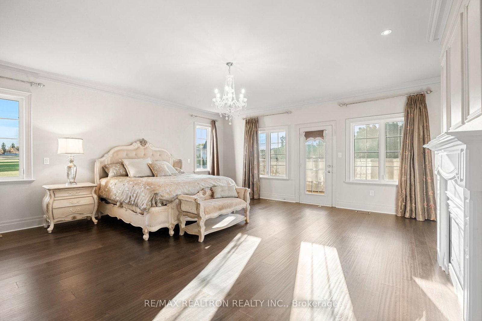 80 Callaway Crt, Vaughan, view 37