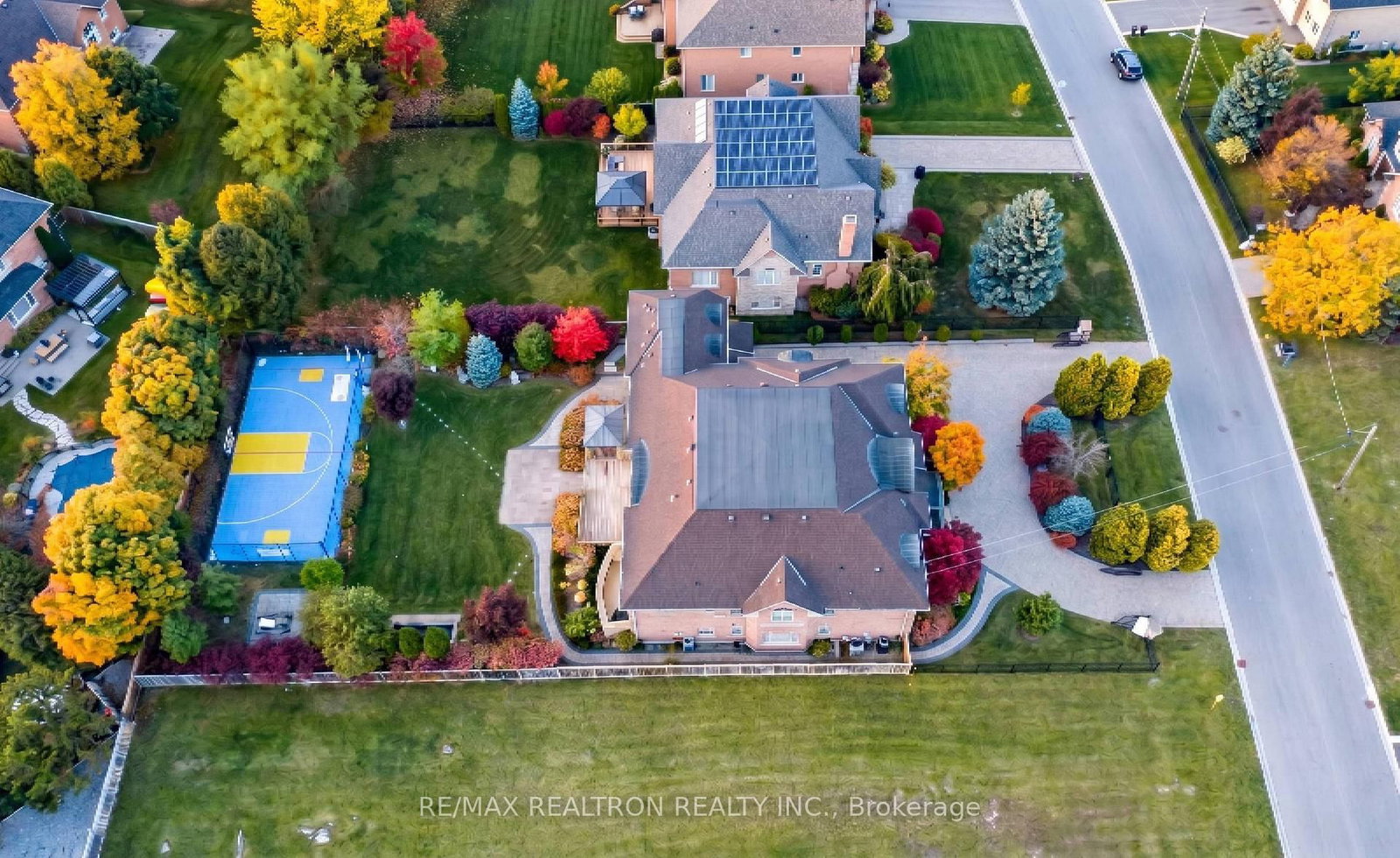 80 Callaway Crt, Vaughan, view 6