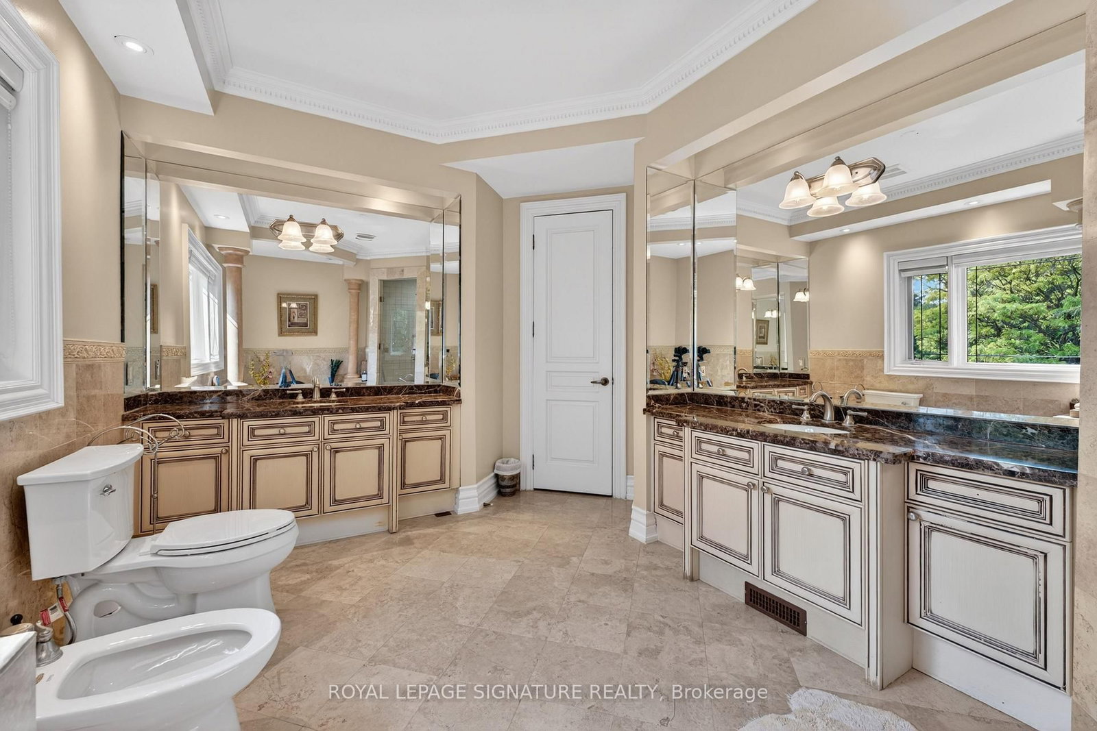 217 Garden Avenue • Richmond Hill, ON photo 17