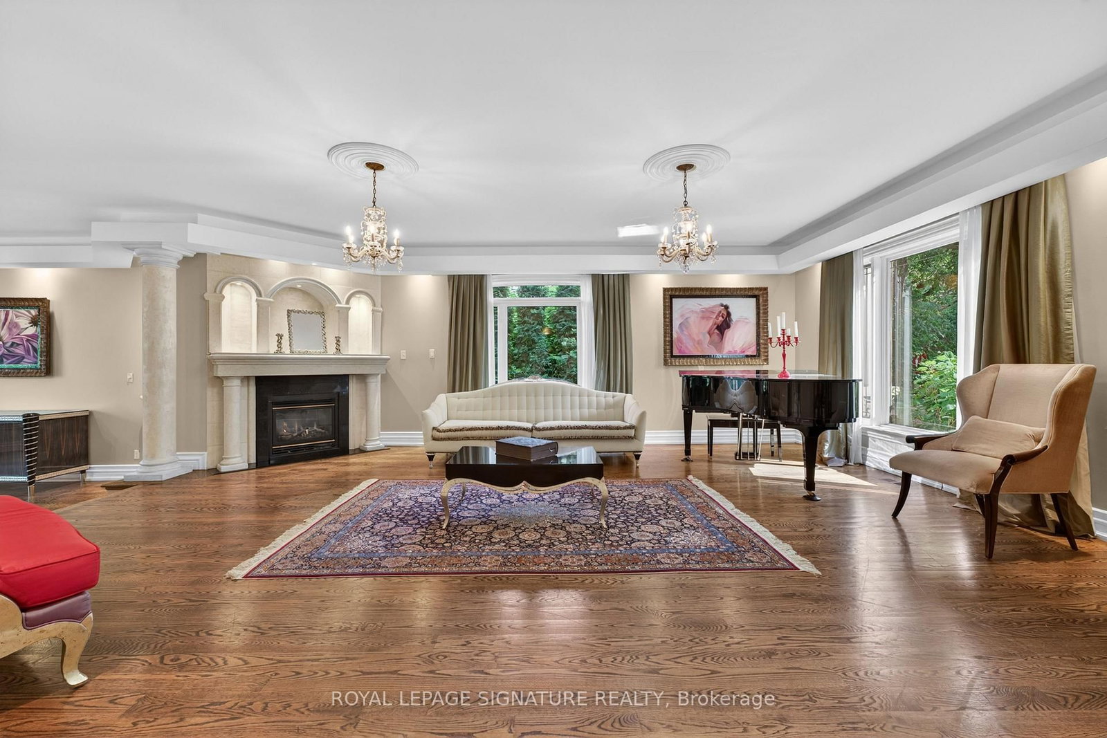 217 Garden Avenue • Richmond Hill, ON photo 4