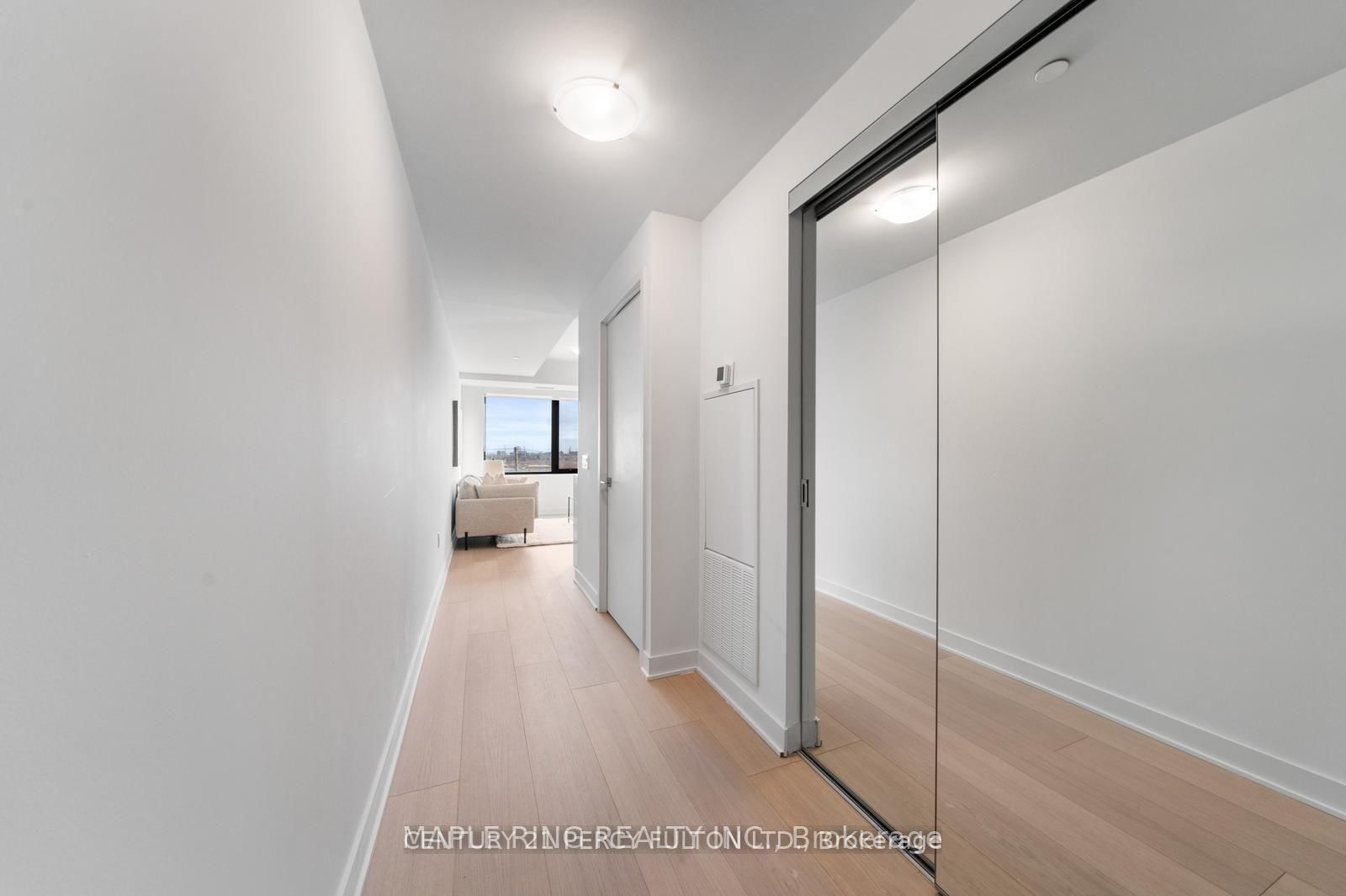 1911 - 2920 Highway 7 Road, Vaughan 3