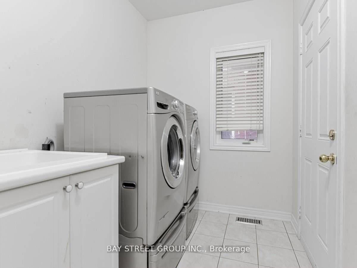 80 Geddington Crescent • Markham, ON photo 15