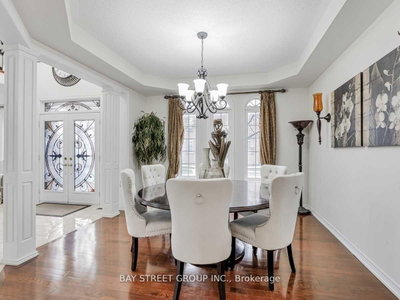80 Geddington Crescent • Markham, ON photo 8