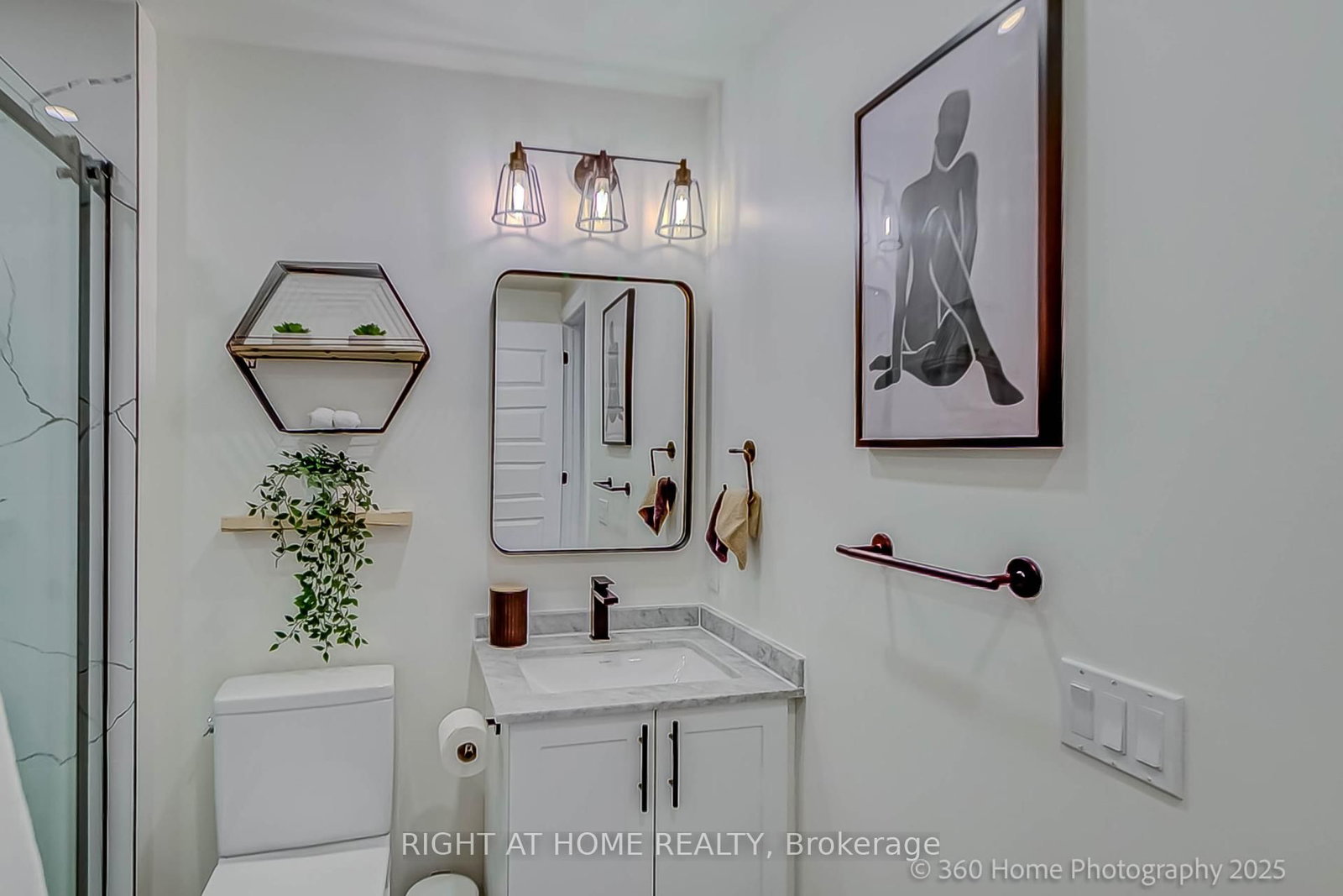 8169 Kipling Avenue • #31 • Vaughan, ON photo 17