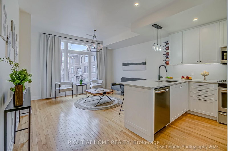 31 - 8169 Kipling Avenue