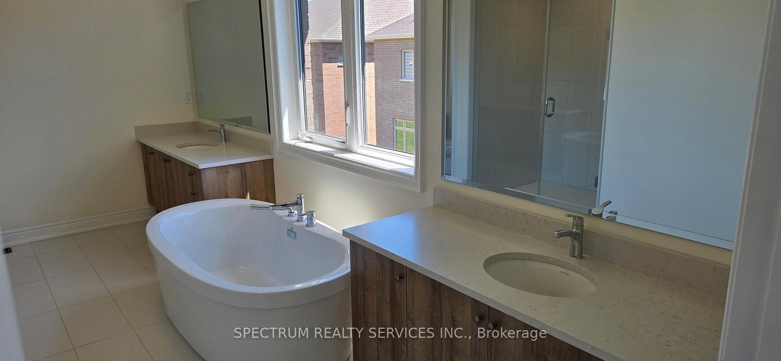 21 Lorrain Hand Crescent • Georgina, ON photo 14