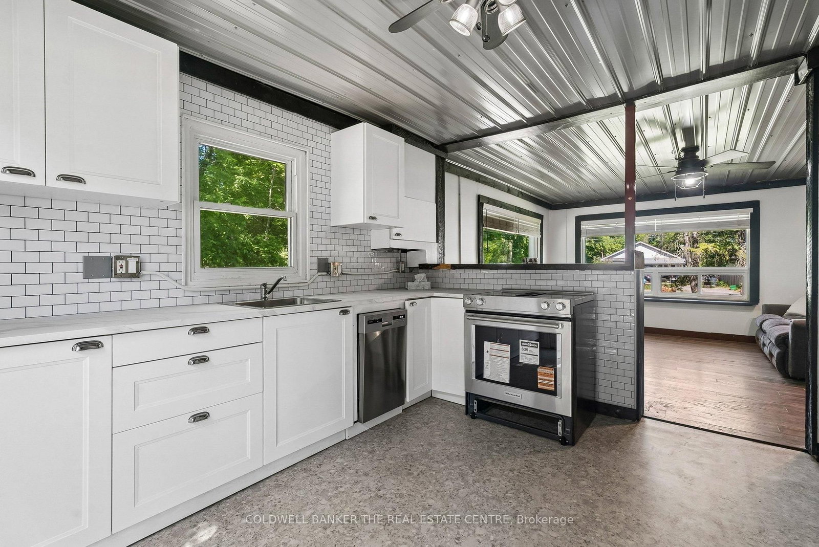 972 Gilmore Avenue • Innisfil, ON photo 11