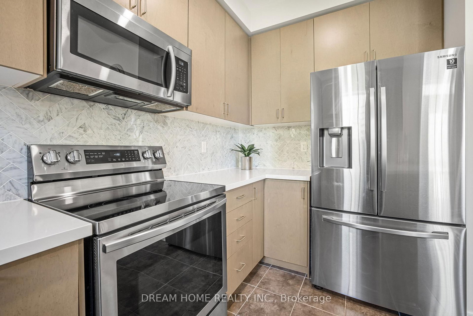 46 Roy Grove Way • Markham, ON photo 10