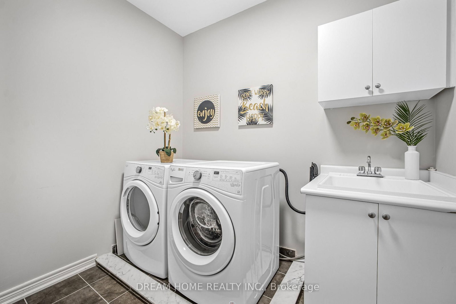46 Roy Grove Way • Markham, ON photo 12