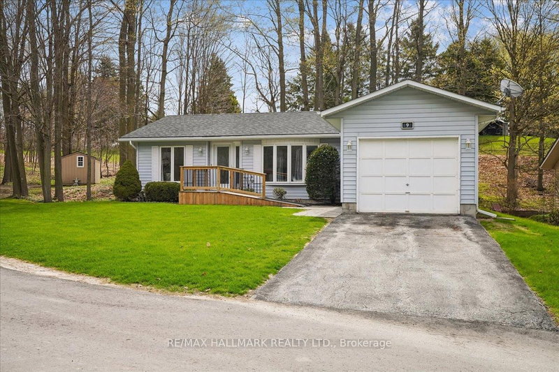 9 Pinetree Court