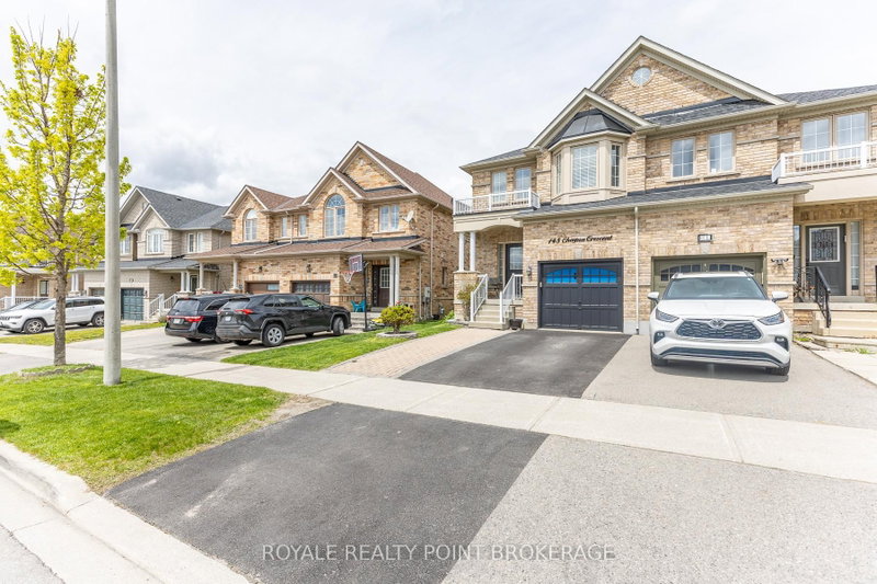 145 Chayna Crescent